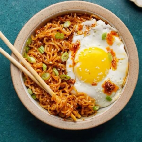 Egg Fried Rice & Noodles (MIX)
