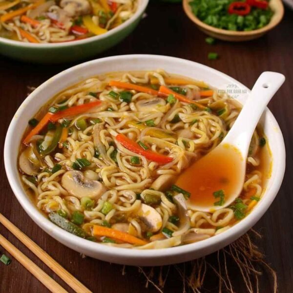 VEGETABLE NOODLES SOUP